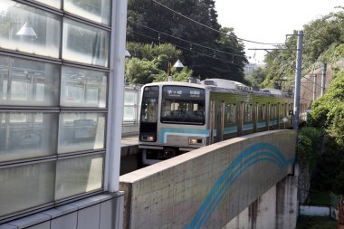 Japonya 'daki tren istasyonunun manzarası