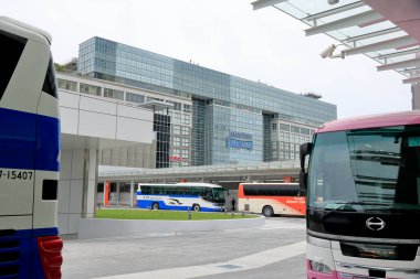 Tokyo 'nun Shinjuku ilçesinde yeni bir otobüs terminali açıldı..