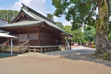 Tapınak manzarası, geleneksel Japon mimarisi.