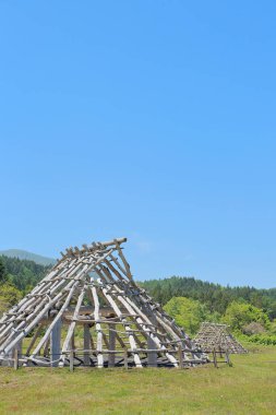 Jomon Dönemi 'nin Ofune Sitesi, bir dizi büyük kabuk atığından oluşan bir arkeolojik alan ve Jomon döneminden kalma bitişik bir yerleşim yerinin kalıntılarından oluşuyor. Japonya 'nın Hokkaido adasında, Oshima ilinin Hakodate ilçesinde yer alır.