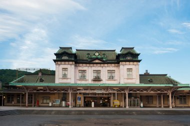 Güzel Japon tapınağı, Budizm konsepti