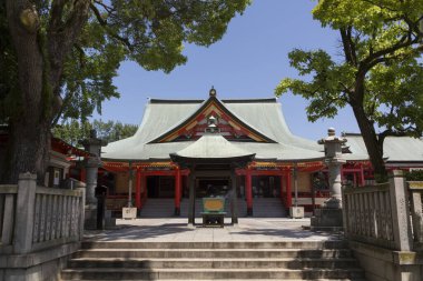 Tapınak manzarası, geleneksel Japon mimarisi.