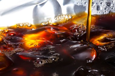 Kola ile buz küpleri, yakın çekim -