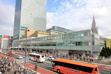 Tokyo 'nun Shinjuku ilçesinde yeni bir otobüs terminali açıldı..