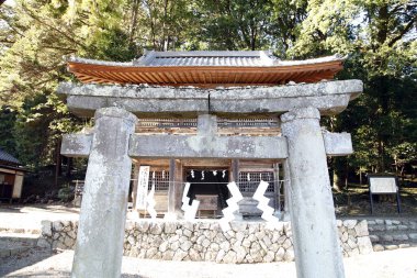 Tapınak manzarası, geleneksel Japon mimarisi.