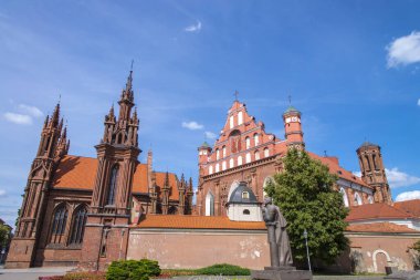 Kilisenin dış görünüşü, dini kavram.