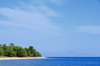 Deniz manzarası çok güzel. 