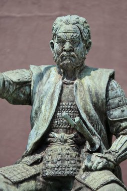 Şehirdeki ünlü tarihi anıtın manzarası 