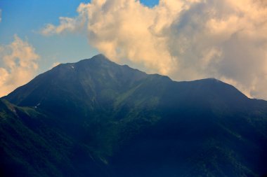 Dağ aralığı, güzel doğa arka plan 