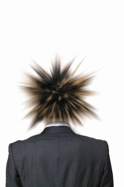 İş adamı kafası keskin saçlı. 