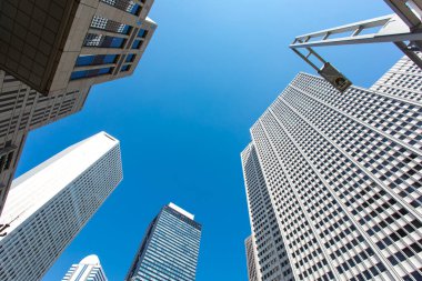 Tokyo, Japonya 'da binaları olan modern şehir manzarası