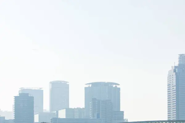 Stad Skyline Met Blauwe Lucht — Stockfoto