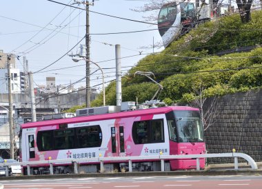 Tokyo, Japonya 'da gündüz trafiği