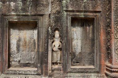 Angkor Wat 'taki antik Budist tapınağı.