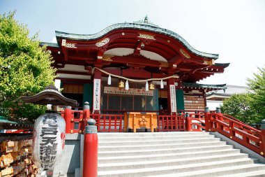 Tapınak manzarası, geleneksel Japon mimarisi.