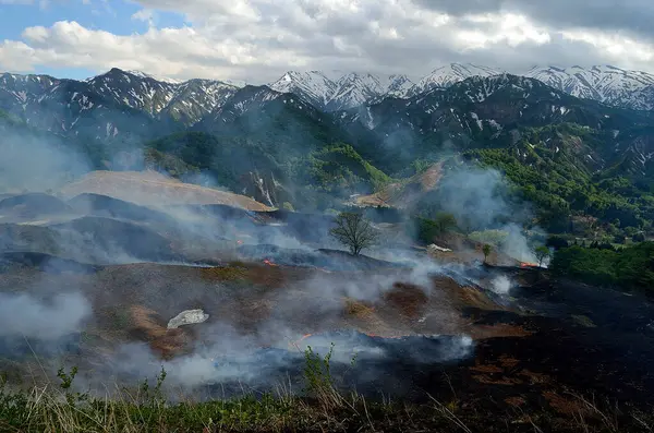 Nuages Fumée Cratère Volcanique — Photo