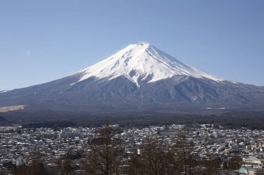 Fuji Dağı 'nın Japonya' daki kış dönemi manzarası