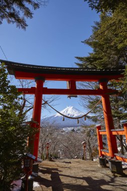 Fuji Dağı kış mevsiminde.