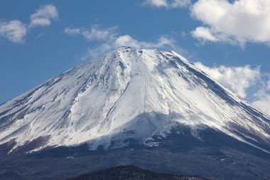 Fuji Dağı 'nın Japonya' daki kış dönemi manzarası
