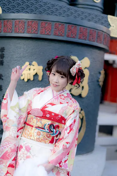 stock image Beautiful Japanese woman wearing traditional dress. Stylish outdoor portrait 