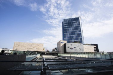 Tokyo, Japonya - 27 Kasım 2018: Japonya 'daki şehir caddesi manzarası 