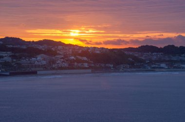 güzel gün batımı arkaplan görüntüsü 