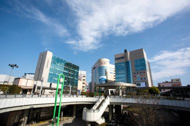 Tokyo, Japonya - 27 Kasım 2018: Japonya 'daki şehir caddesi manzarası 