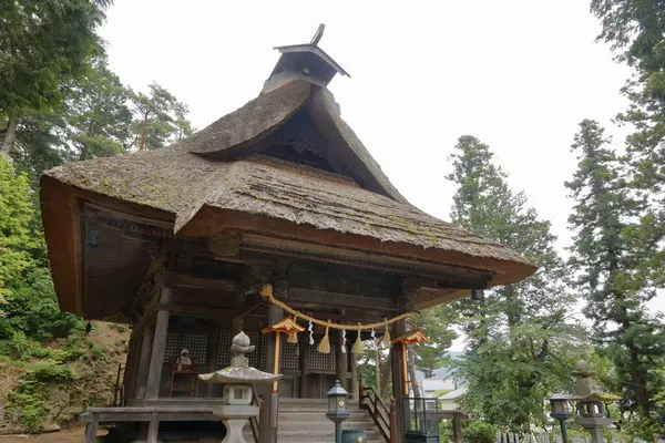 Sazlı Çatılı Eski Bir Japon Geleneksel Evi — Stok fotoğraf