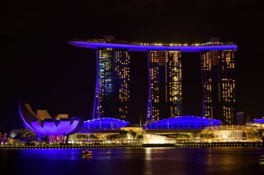 Gece güzel şehir manzarası, Singapur 