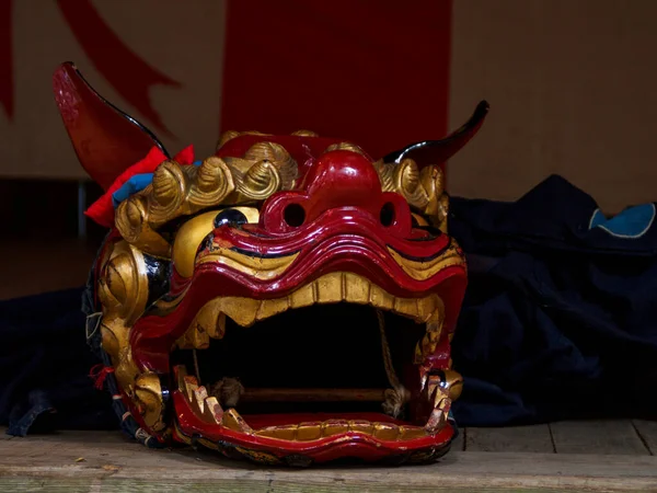 Κόκκινη Μάσκα Του Δράκου Ασιατική Κουλτούρα Παραδοσιακό Σύμβολο — Φωτογραφία Αρχείου