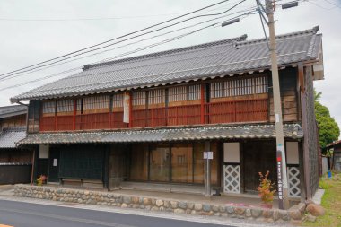 Asya 'nın zengin geçmişini gözler önüne seren, cesaret ve rahatlık arayanlar için huzurlu bir sığınak olarak hizmet veren büyüleyici antik bir tapınak..