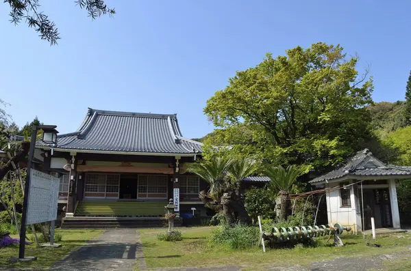 Templo Japonês Tradicional Árvores Verdes Japão — Fotografia de Stock