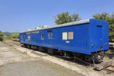 Demiryolu mavi lokomotif