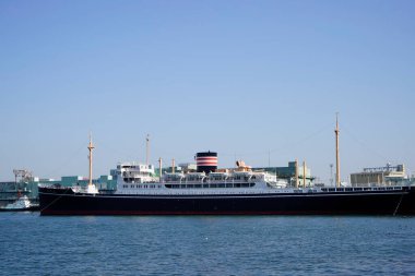 Hikawa Maru, Yokohama Rıhtım Şirketi 'nin NYK Hattı için inşa ettiği emekli Japon okyanus gemisi. 30 Eylül 1929 'da fırlatıldı. Kalıcı olarak Yamashita Park, Naka-ku, Yokohama 'da bir müze gemisi olarak demirli.