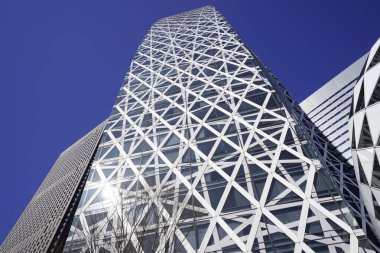 Mode Gakuen Koza Kulesi ve modern şehir mimarisi Shinjuku, Tokyo, Japonya