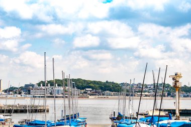arka planda birçok yat, arka planda seyahat yeri