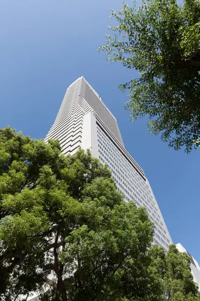 Tokyo Japonya Daki Modern Apartman Yeşil Ağaçlar — Stok fotoğraf