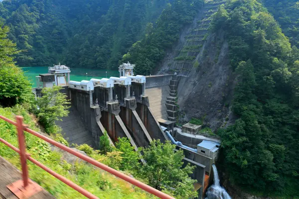 Kurobe Gorge Demiryolu, Kurobe, Toyama, Japonya