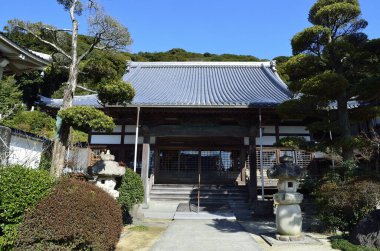 Güzel Japon tapınağı, Budizm ve din kavramı