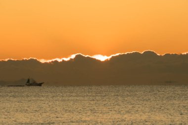 Denizde gün batımı