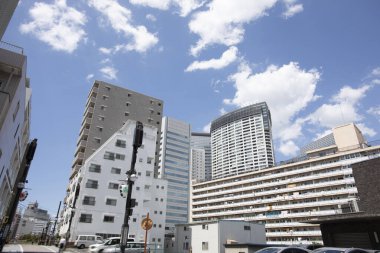 Japonya 'daki modern yüksek binalar