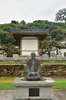 Güzel Japon tapınağı, Budizm konsepti