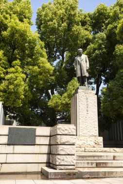 Shibusawa Eiichi Heykeli. Chiyoda, Tokyo, Japonya 'da heykel