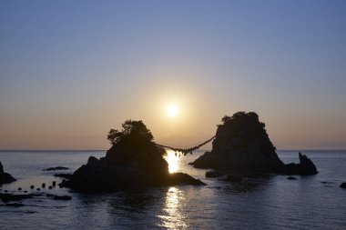 Japonya 'da denizde güzel bir gün batımı