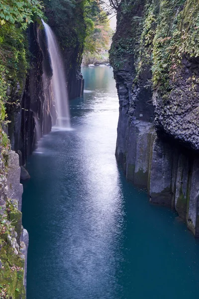 Beautiful Mountain Waterfall View — Stock Photo, Image