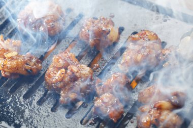 Izgarada et var, yakın.