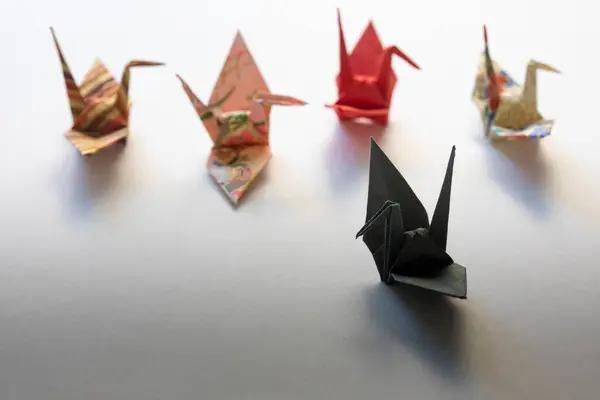 Бумажные Журавли Оригами Заднем Плане — стоковое фото