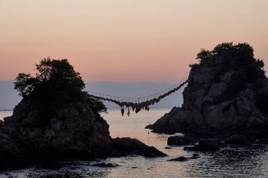 Japonya 'da denizde güzel bir gün batımı