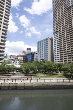 Japonya 'daki modern yüksek binalar