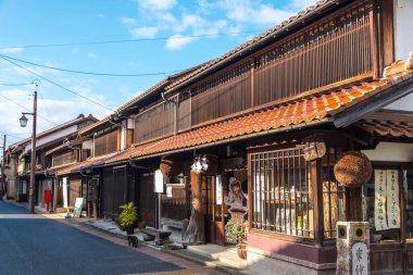 Japonya 'daki eski, geleneksel Japon evleri.